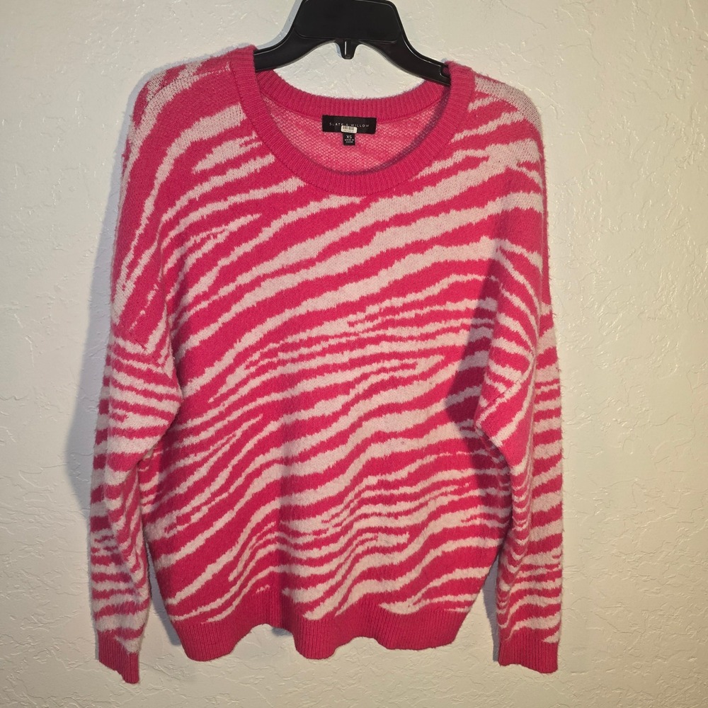 Slate & Willow Pink Zebra Print Fuzzy Knit Sweater XS Animal Print White